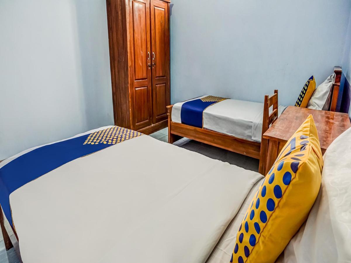 Spot On 90797 Sukun Syariah Homestay Malang Dış mekan fotoğraf