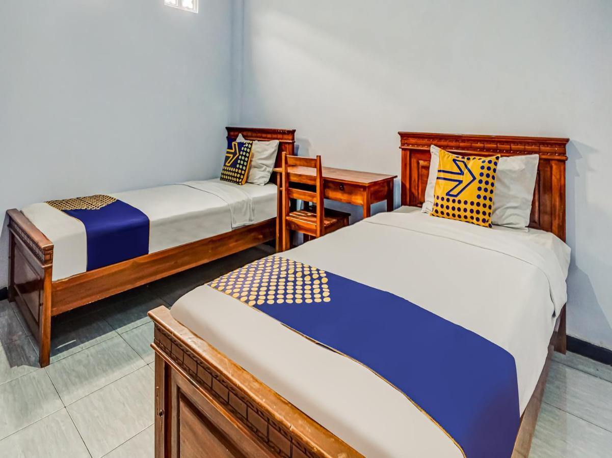 Spot On 90797 Sukun Syariah Homestay Malang Dış mekan fotoğraf
