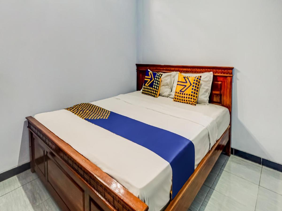 Spot On 90797 Sukun Syariah Homestay Malang Dış mekan fotoğraf