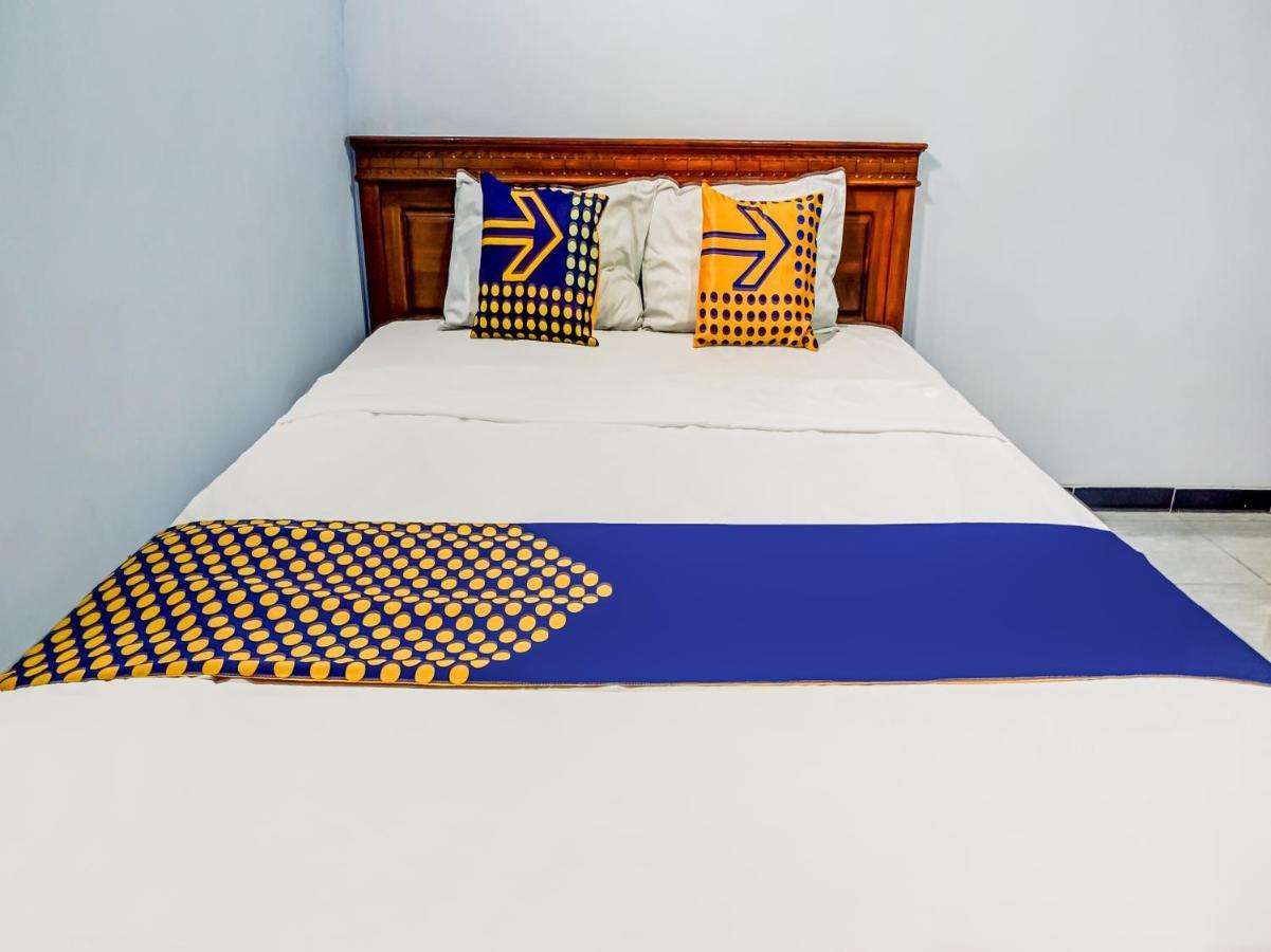 Spot On 90797 Sukun Syariah Homestay Malang Dış mekan fotoğraf